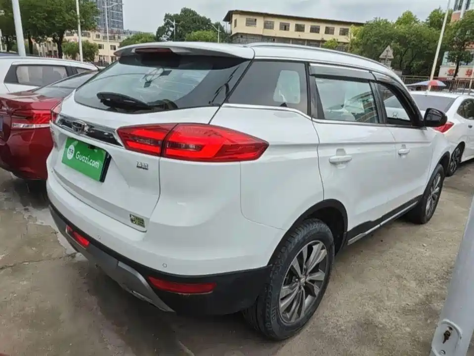 Geely Atlas