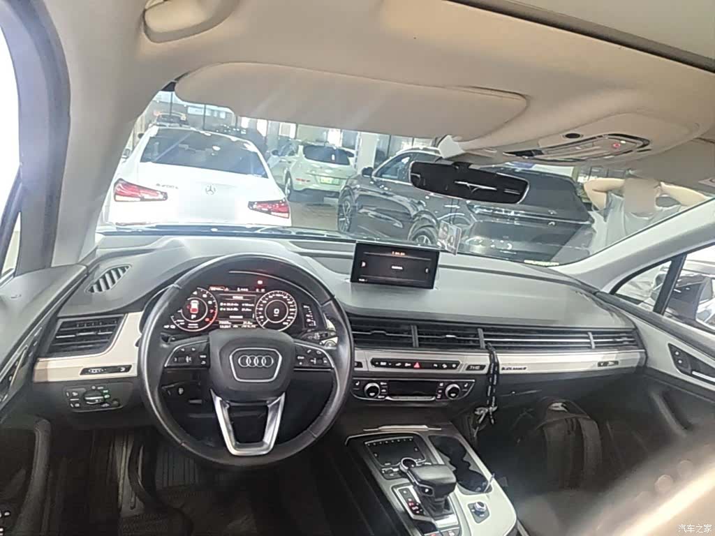Audi e-tron, 2019 10