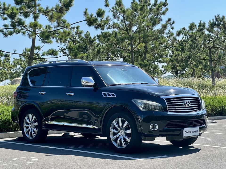 Infiniti QX