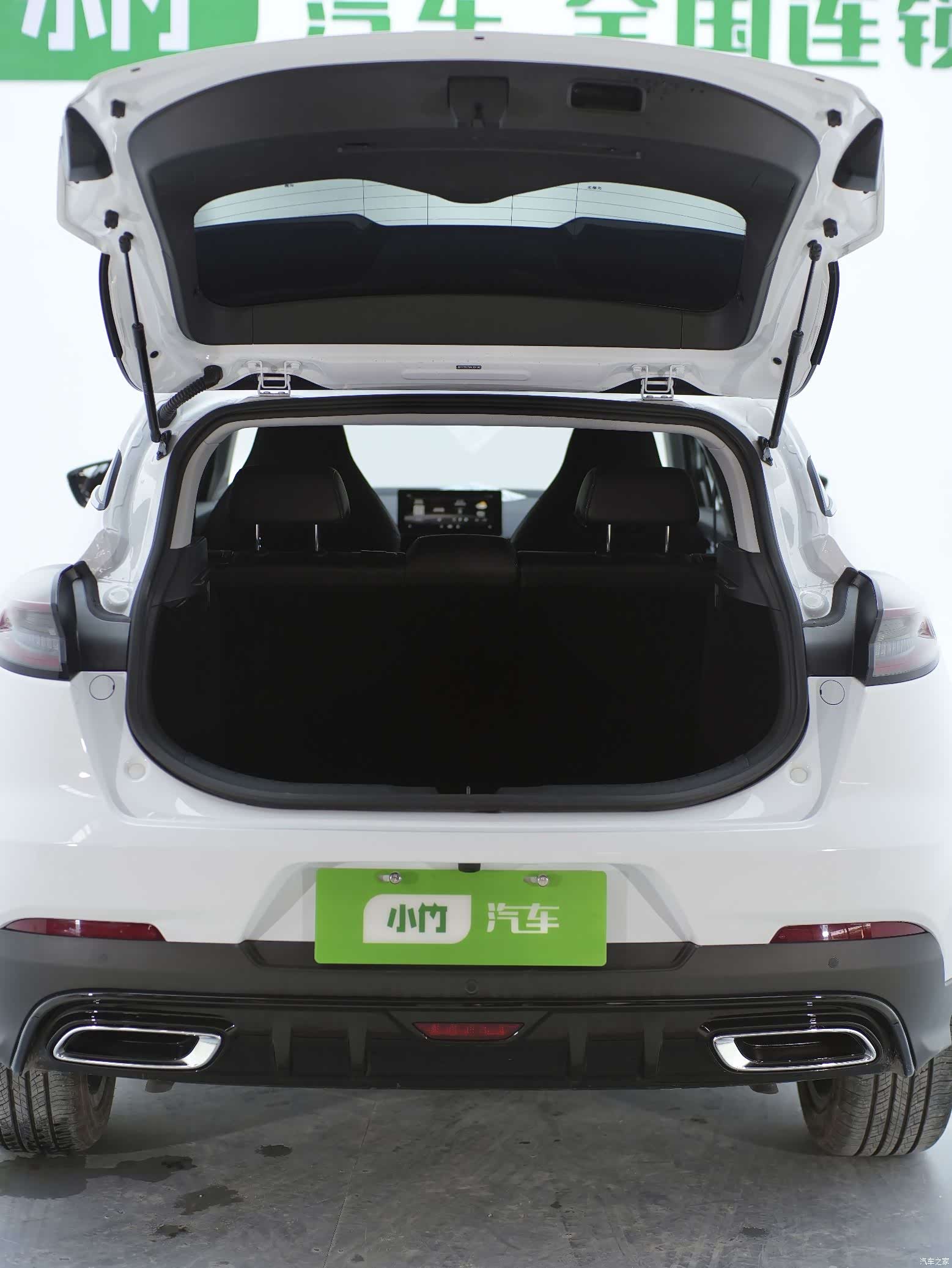 Geely Emgrand, 2022 25