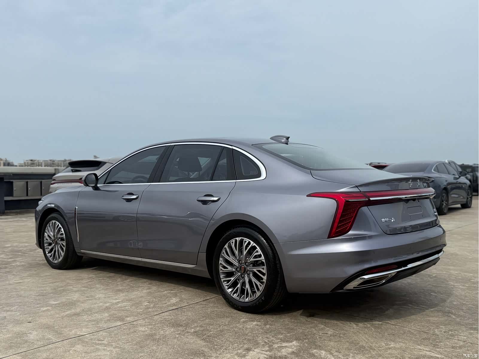 Hongqi H5, 2022 15