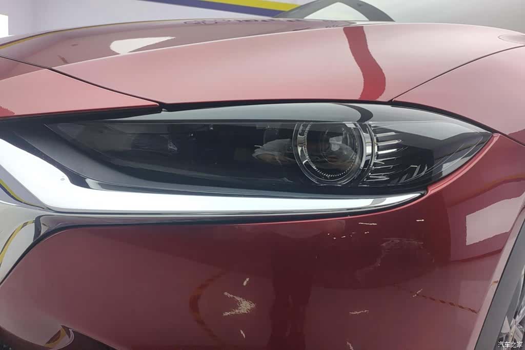 Mazda CX-4, 2022 все фото