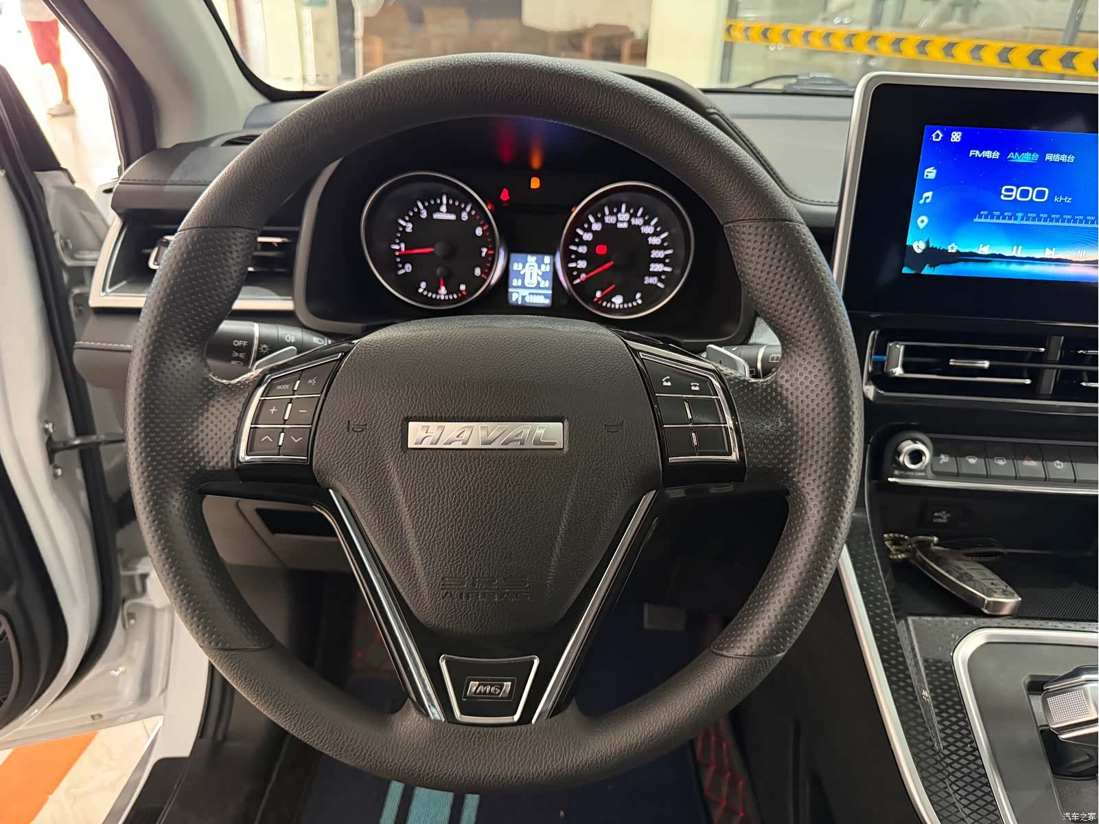 Haval M6, 2022 13