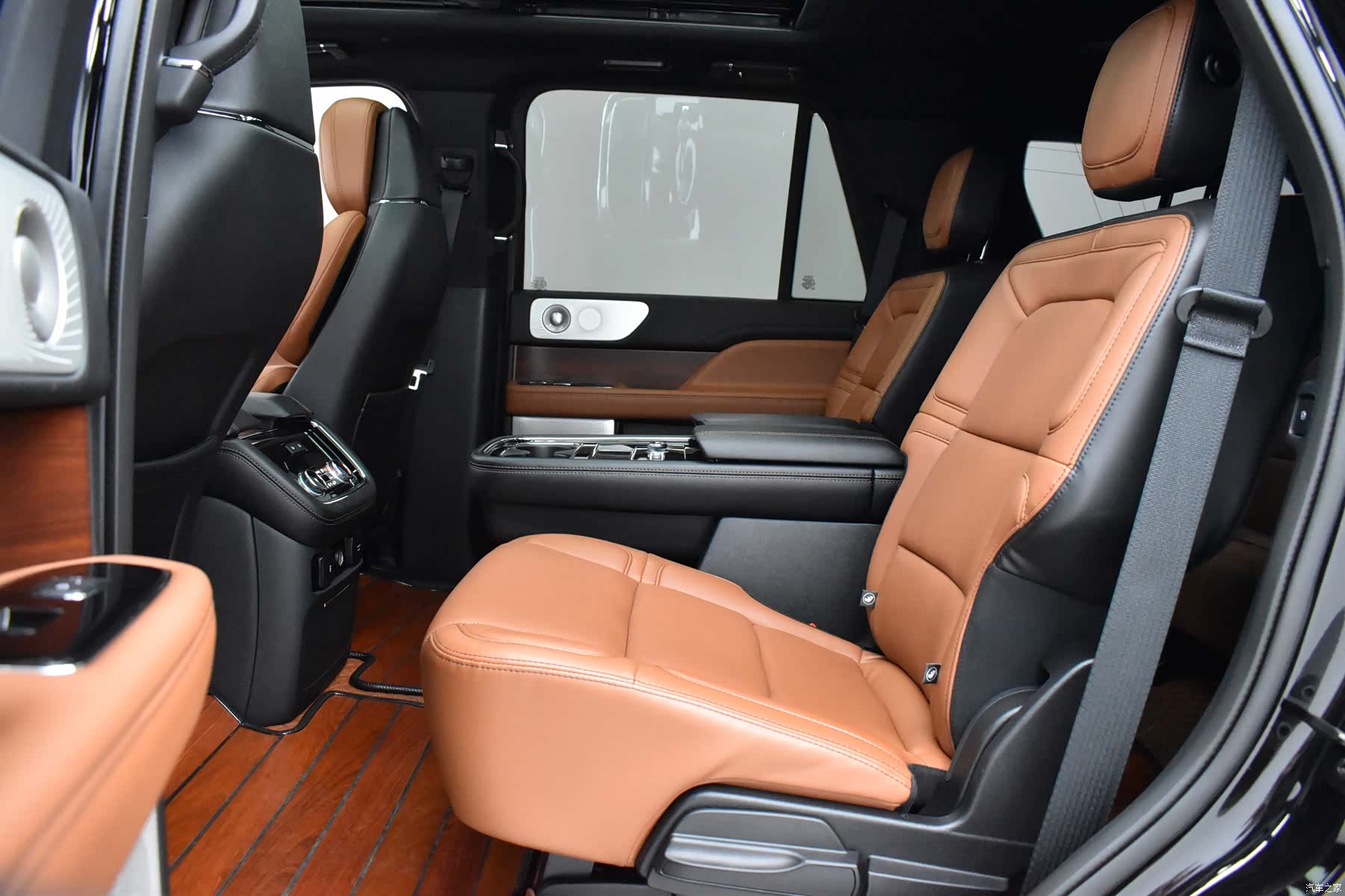 Lincoln Navigator, 2020 14