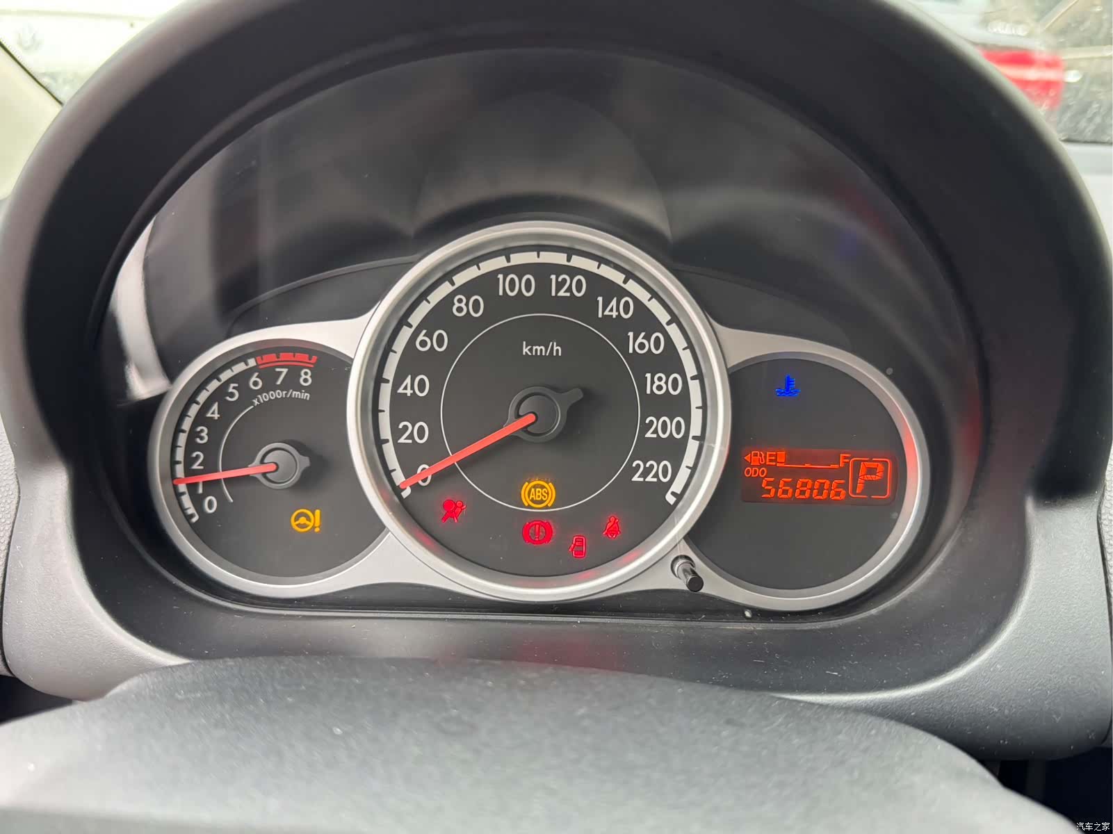 Mazda 2, 2015 3