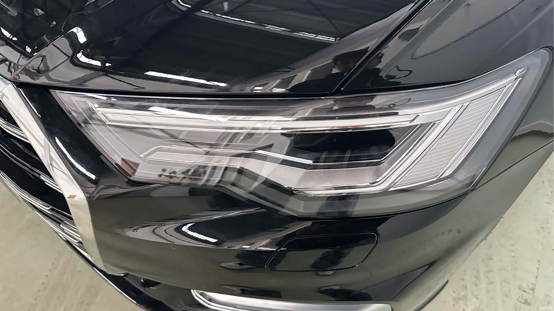 Audi A6L, 1900 13