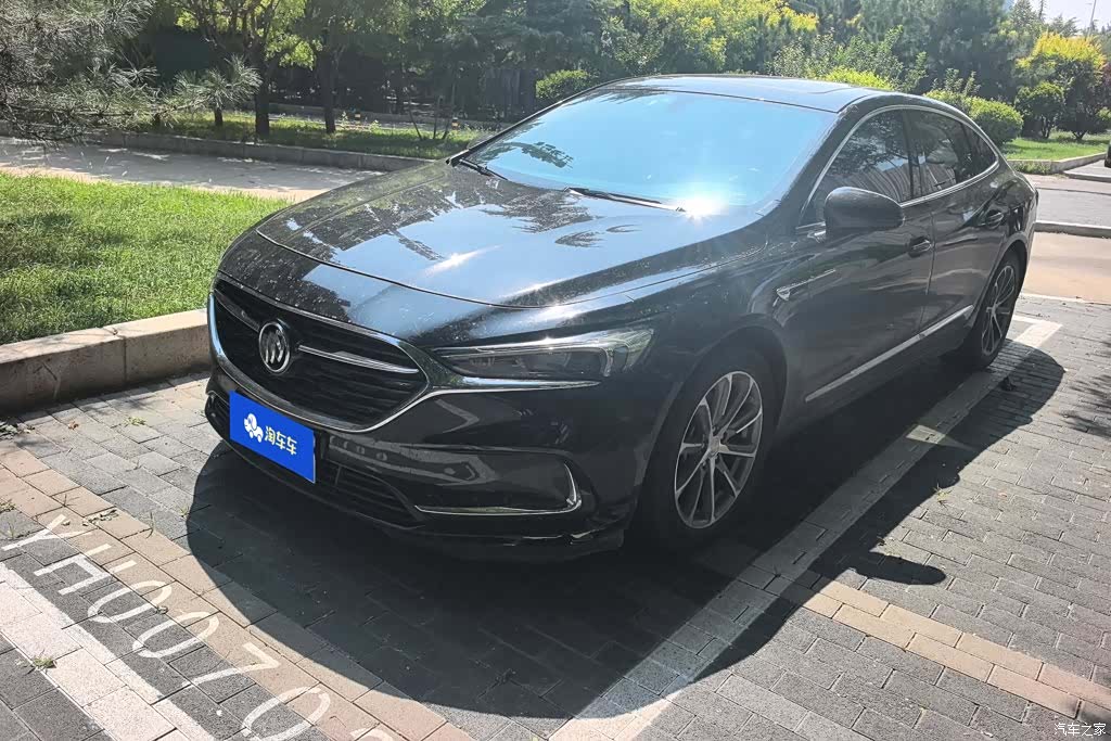 Buick LaCrosse, 2021 1