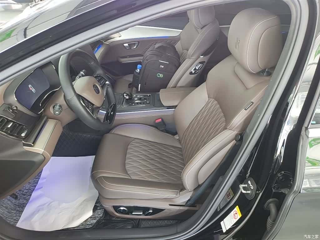 BYD Han, 2023 15