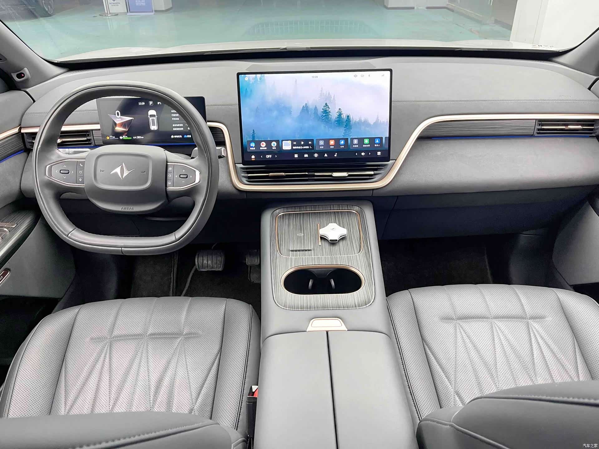 DongFeng eπ008, 2024 все фото