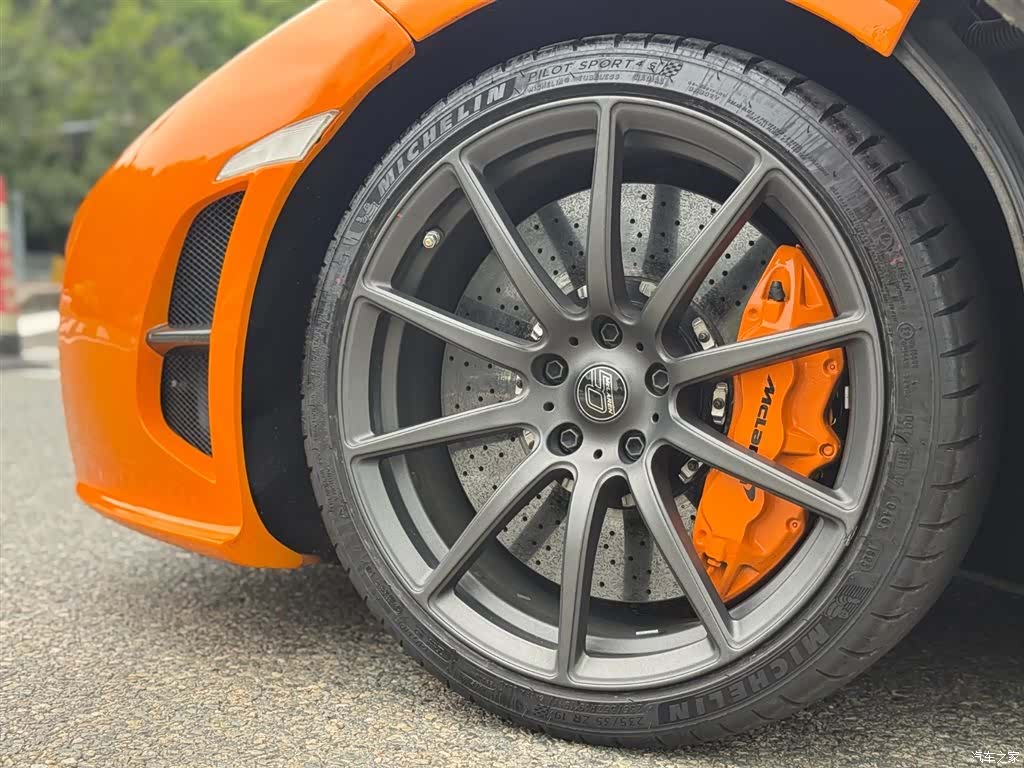 McLaren 12C, 2014 22