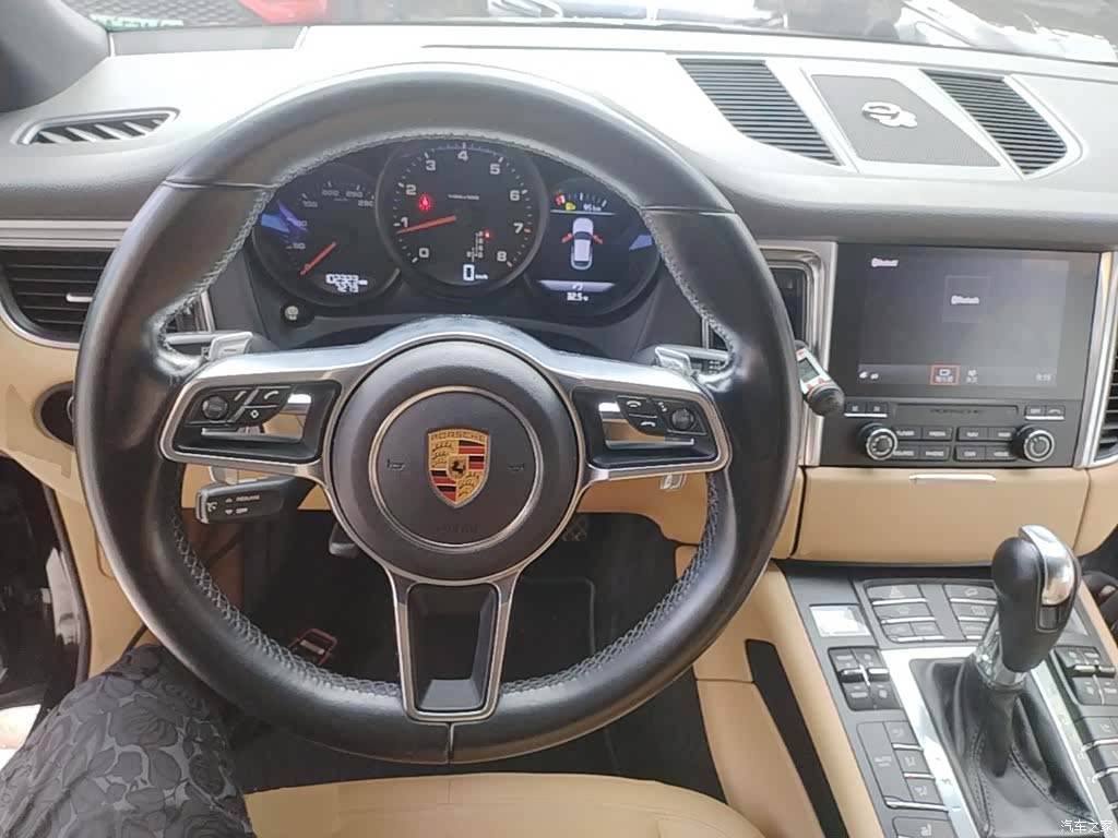Porsche Macan, 2017 11
