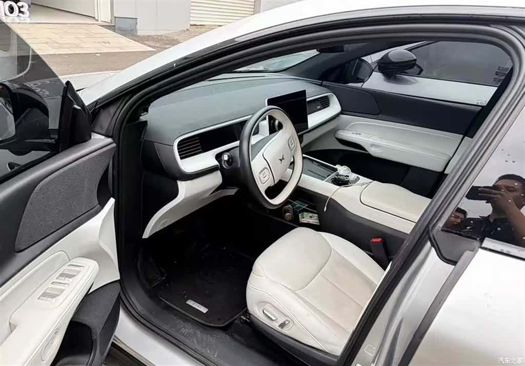 Xpeng G6, 2024 все фото