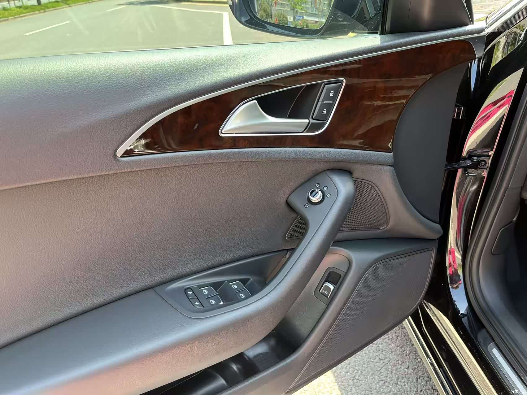 Audi A6L, 2017 4