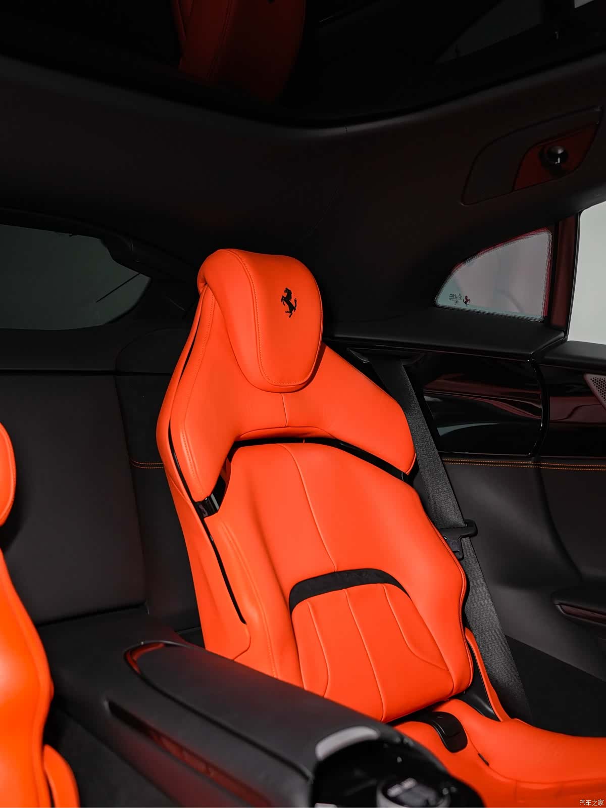 Ferrari Purosangue, 2024 12