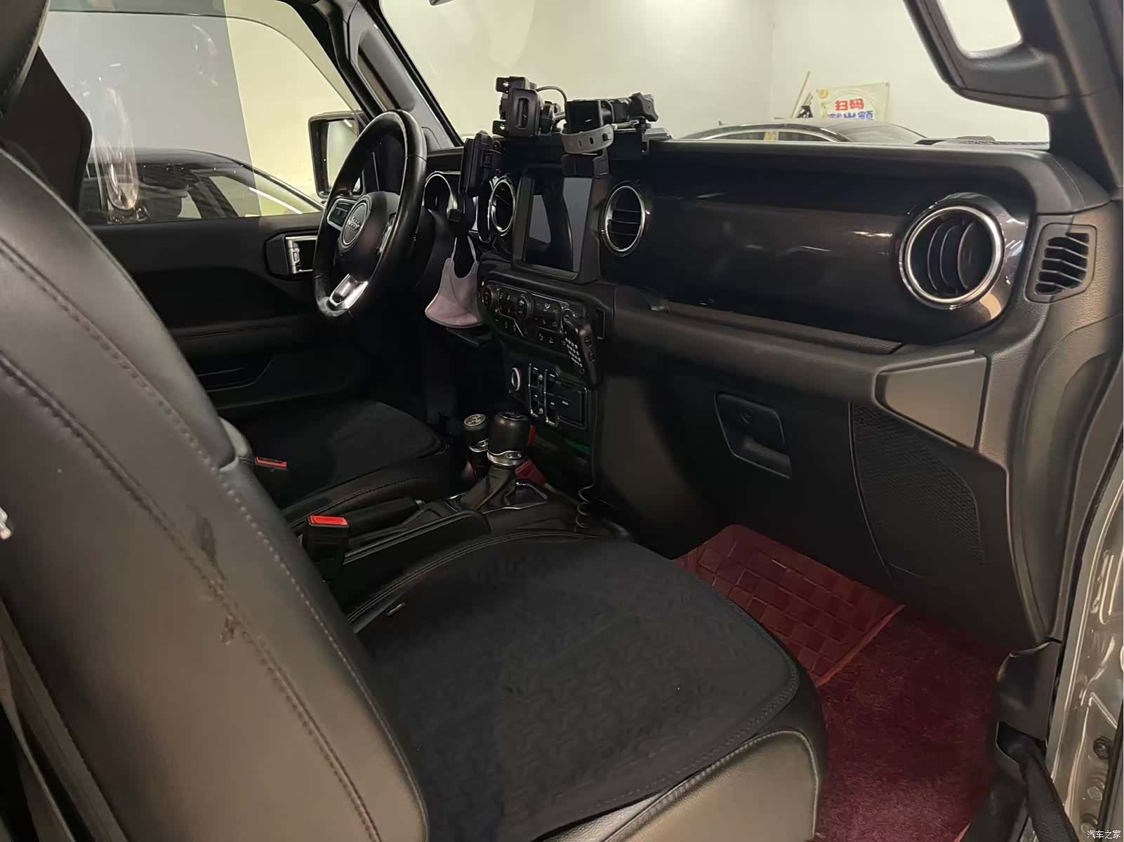 Jeep Wrangler, 2021 11