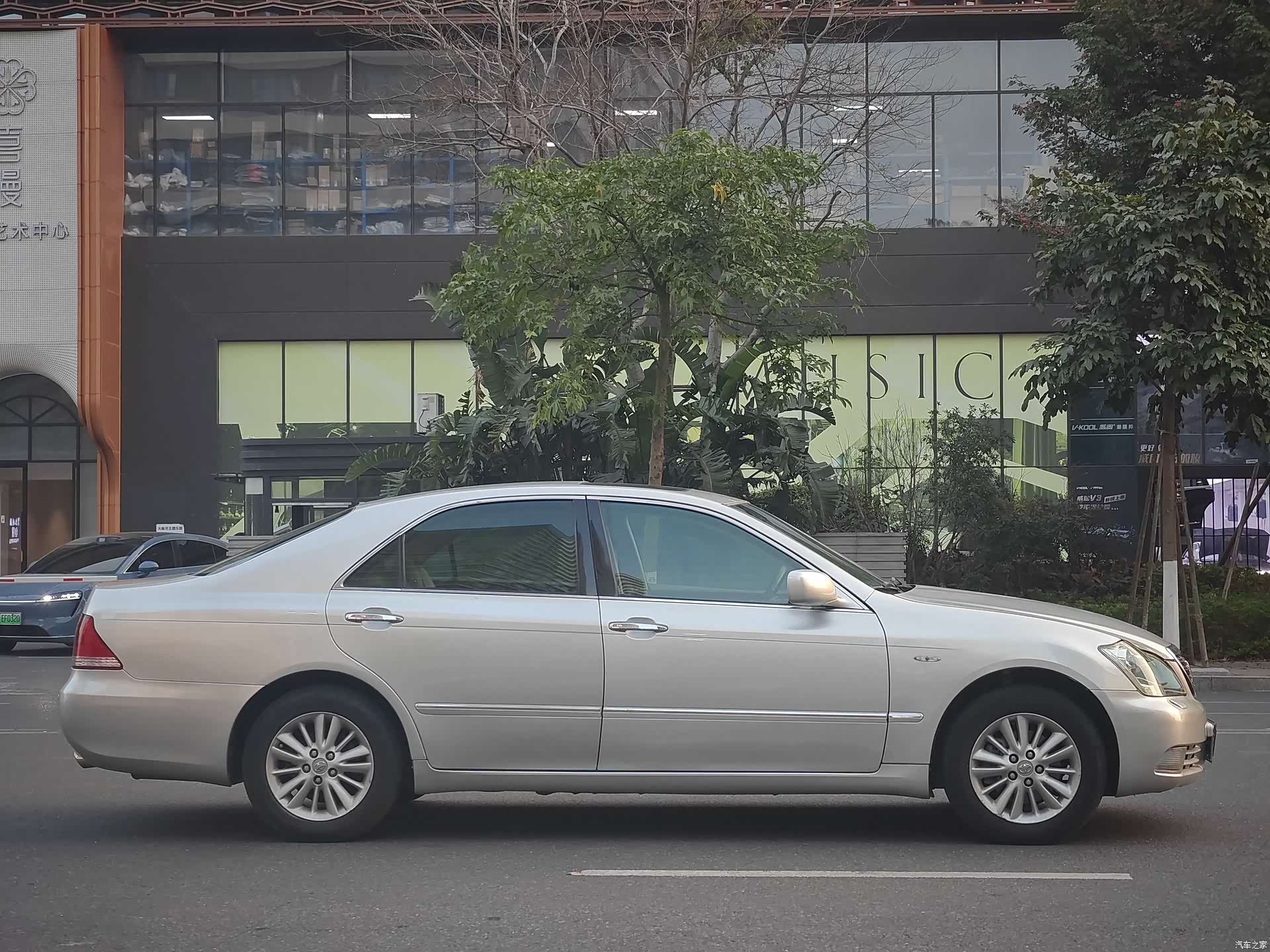 Toyota Crown, 2007 7