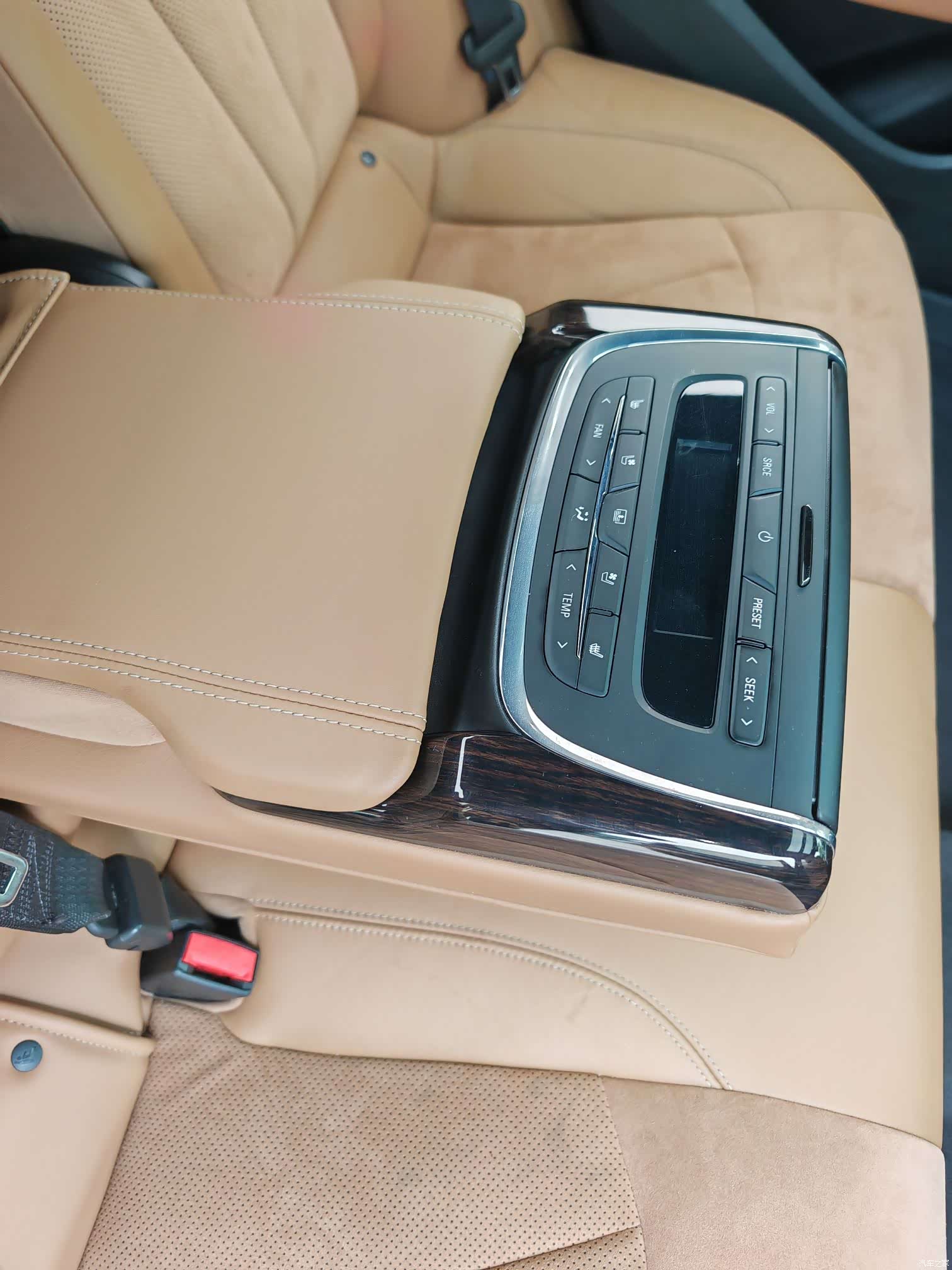 Buick LaCrosse, 2016 15