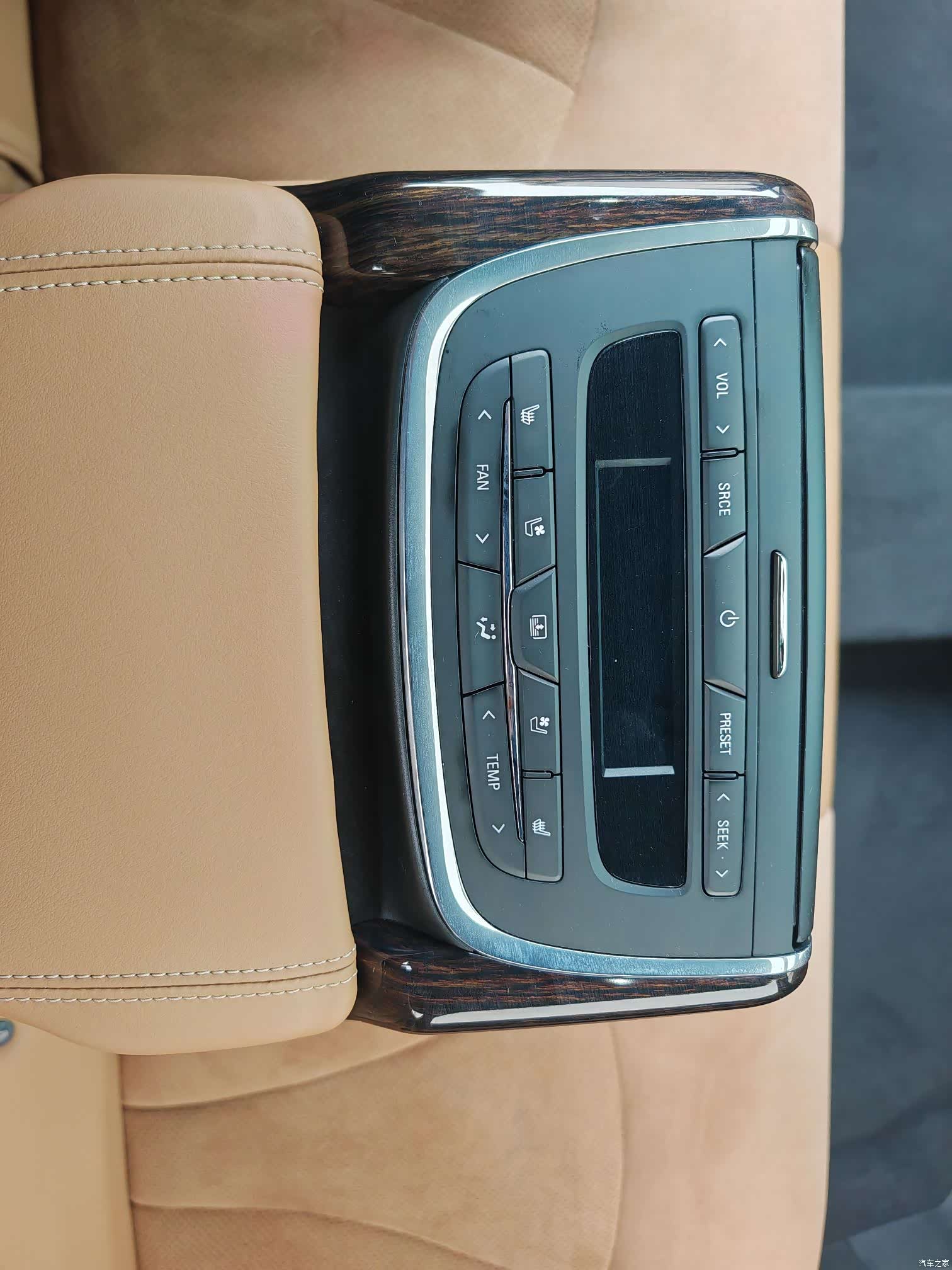 Buick LaCrosse, 2016 10