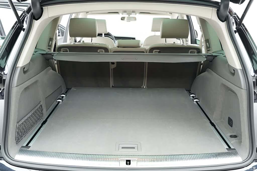 Audi Q7, 2010 28