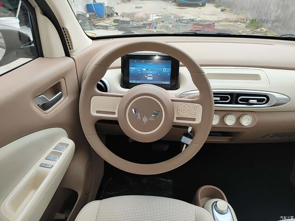 Wuling MINIEV, 2026 7