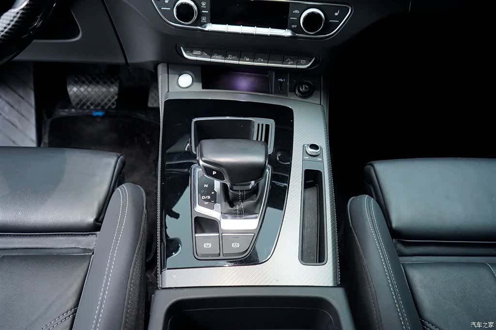 Audi Q5L, 2022 25