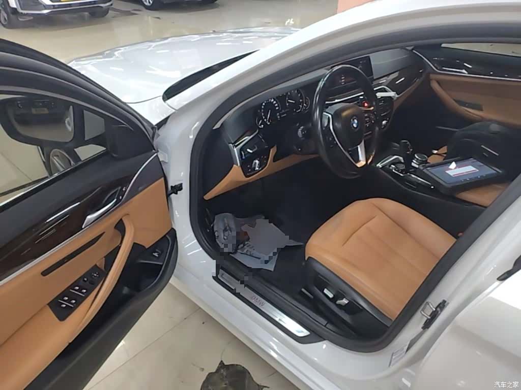 BMW 5 Series, 2018 16