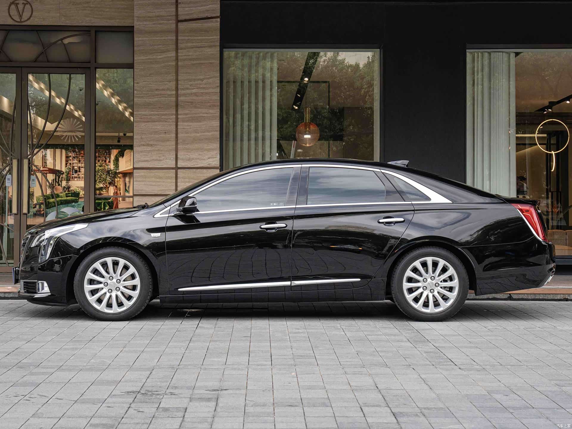 Cadillac XTS, 2018 7