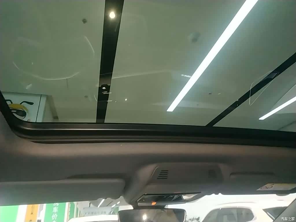Audi Q4 e-tron, 2025 18