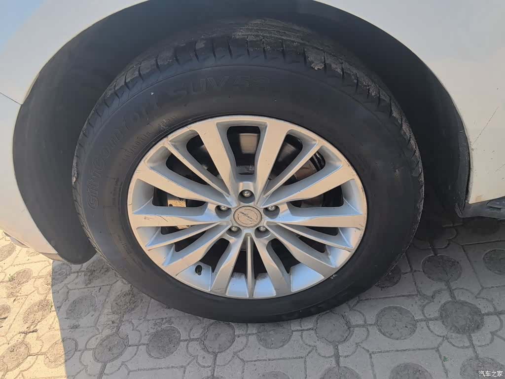 Zotye SR9, 2017 23