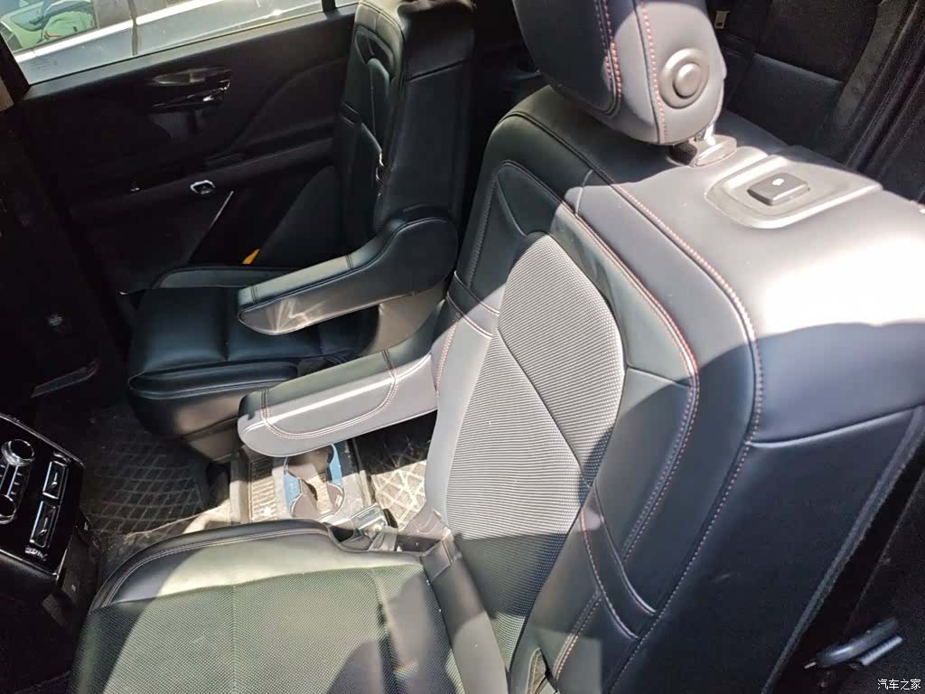 Lincoln Aviator, 2020 15