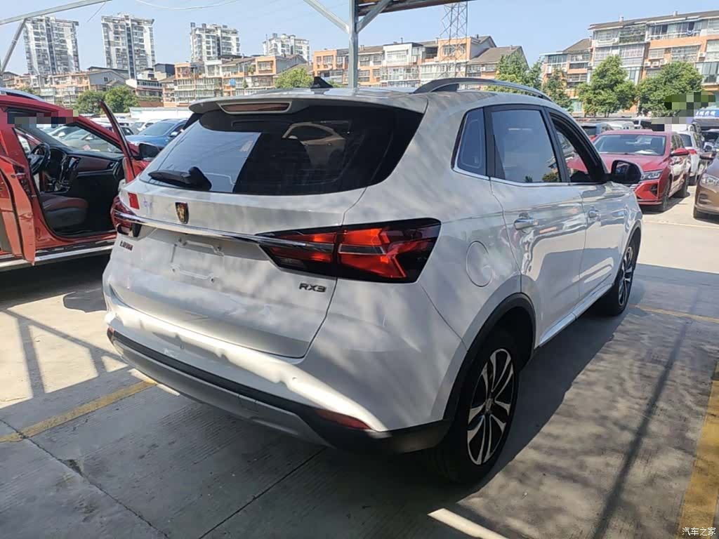 Roewe RX3, 2020 7