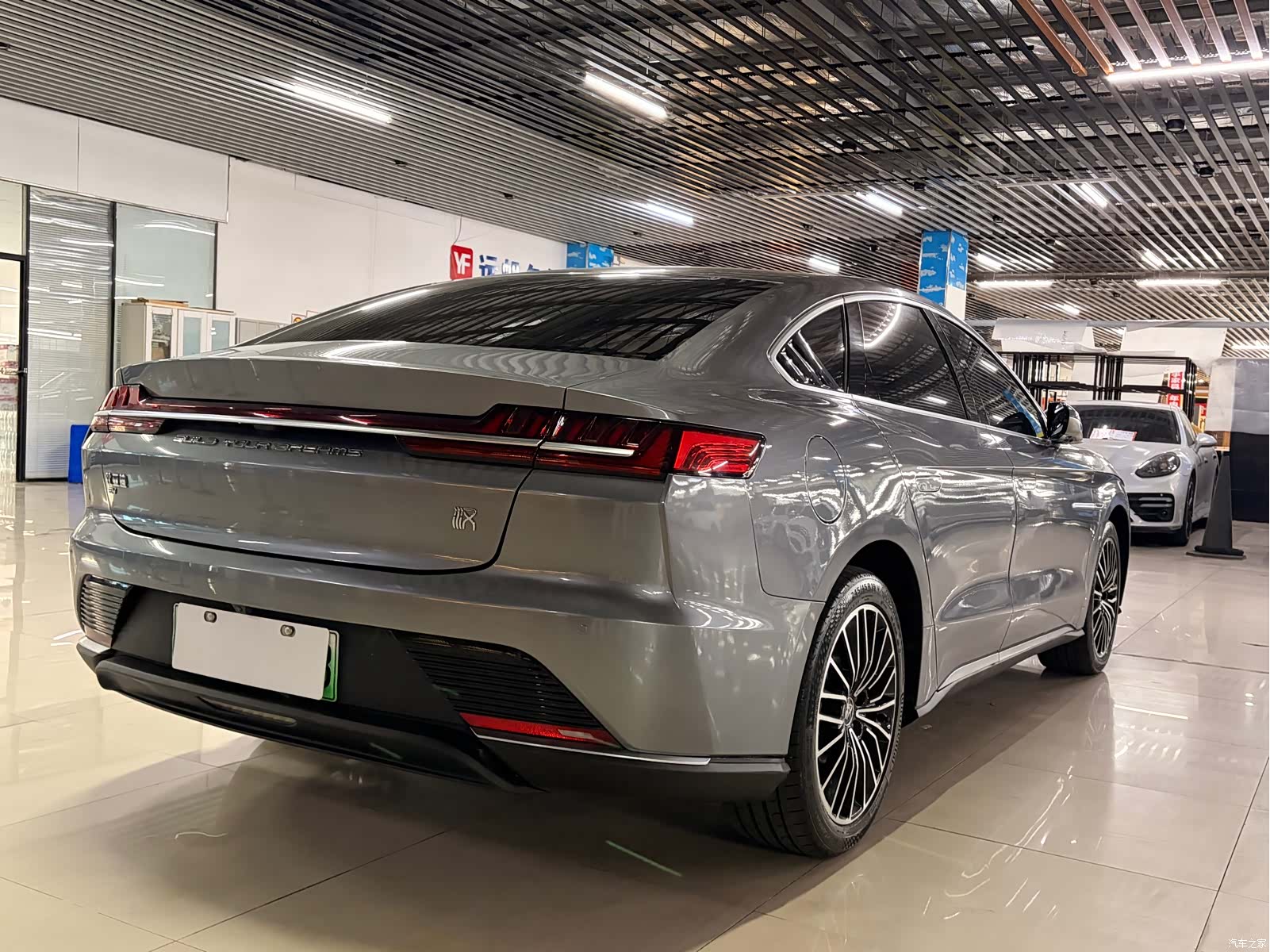BYD Han, 2023 6