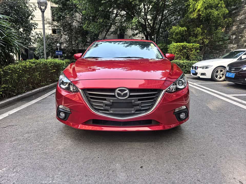 Mazda 3 Angkesaila