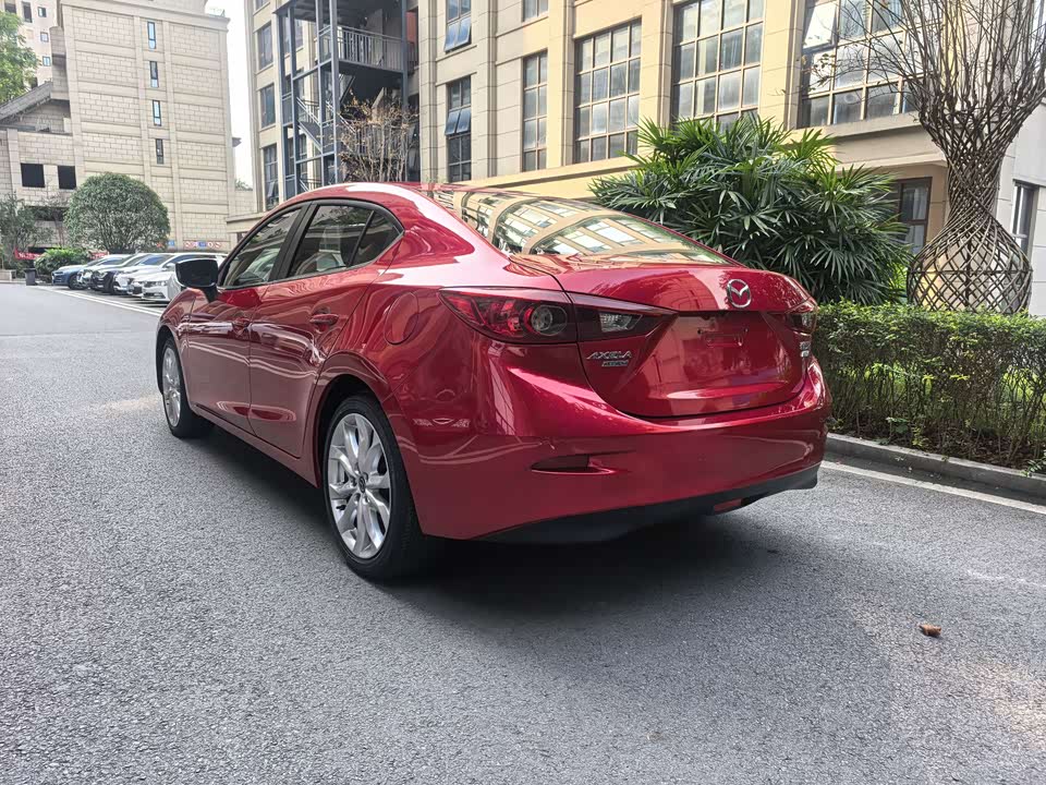 Mazda 3 Angkesaila
