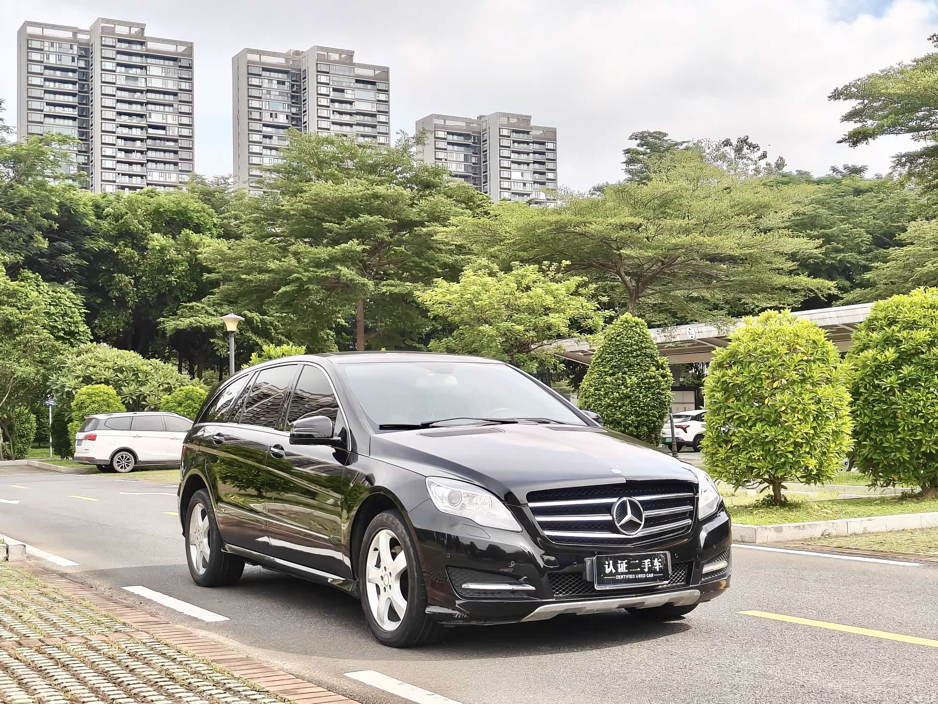 Mercedes-Benz R-Class, 2016 4