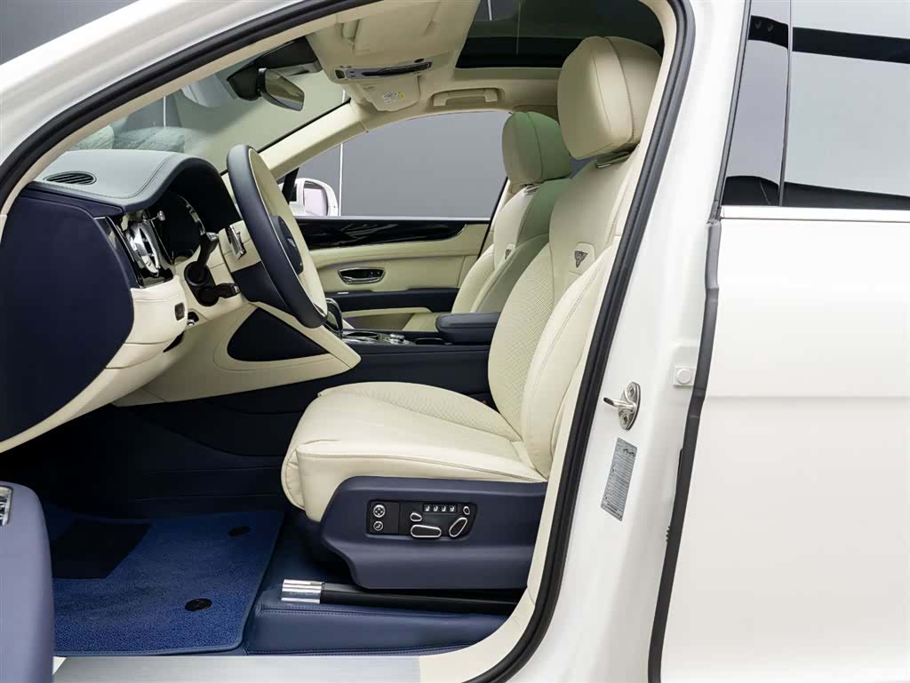 Bentley Bentayga, 2026 9