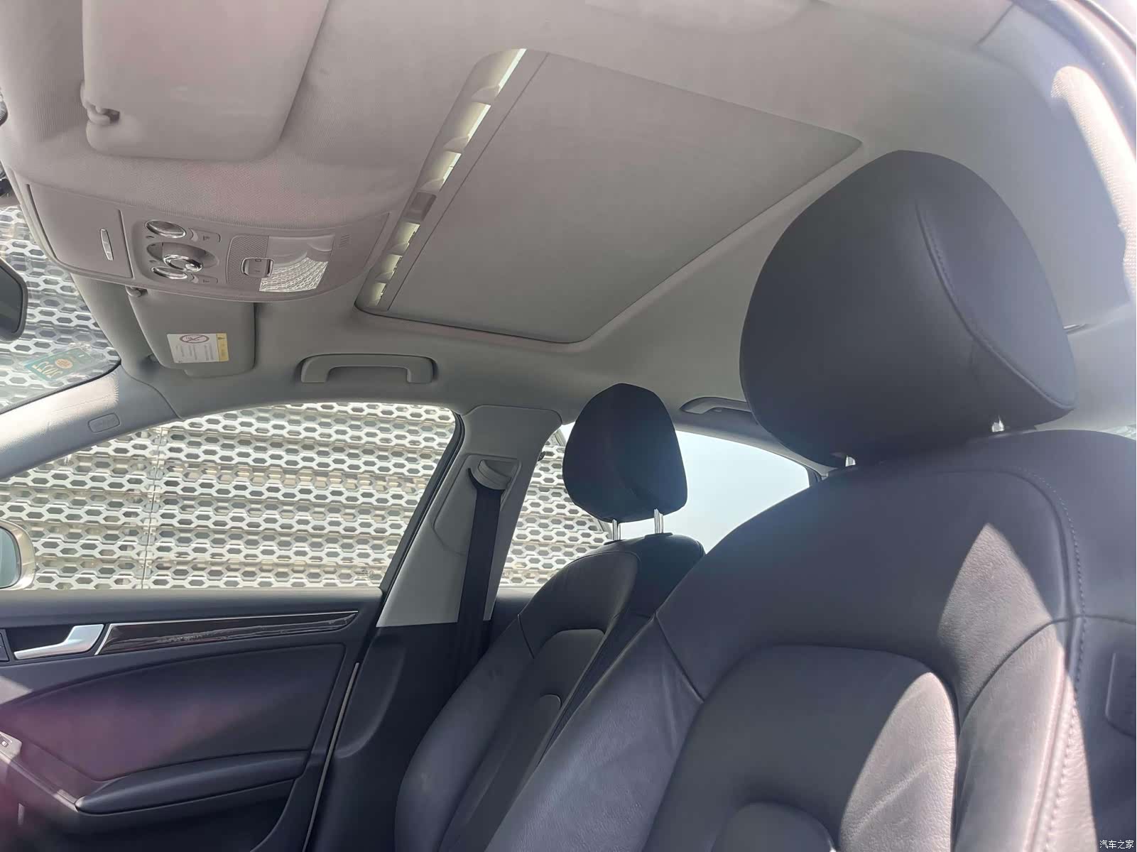 Audi A4L, 2016 13