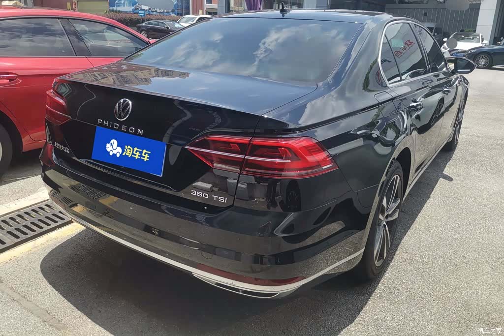 Volkswagen Phideon, 2022 3