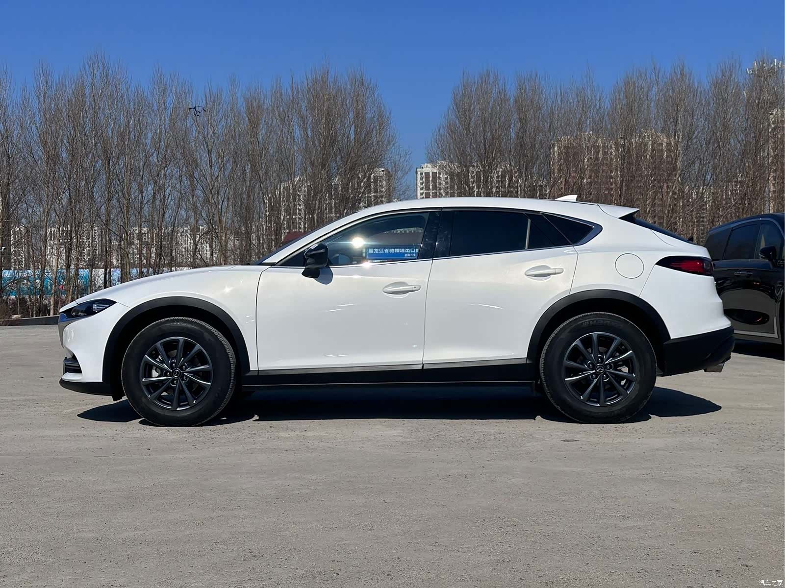 Mazda CX-4, 2022 все фото