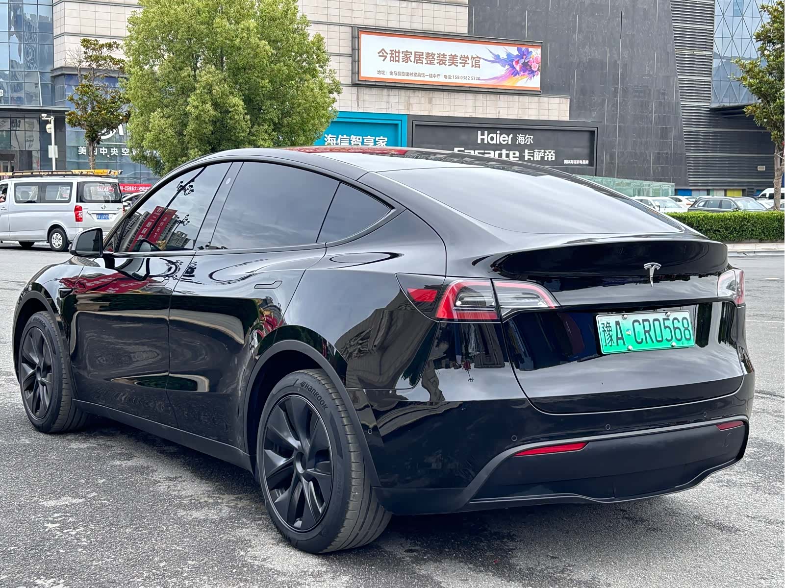 Tesla Model Y, 2023 9