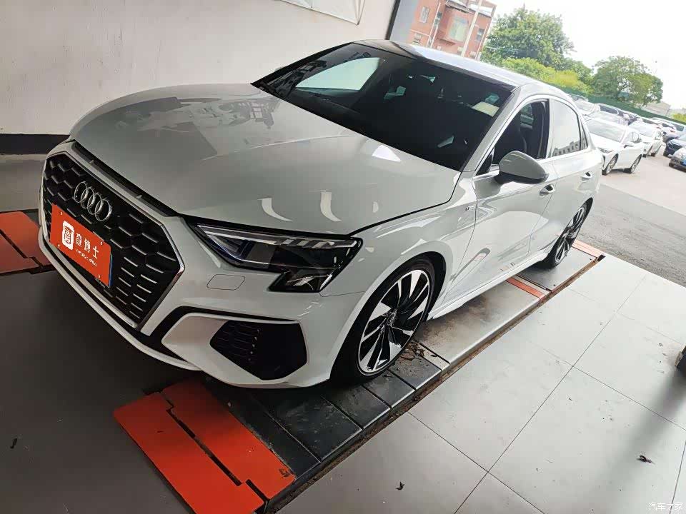 Audi A3, 2023 1