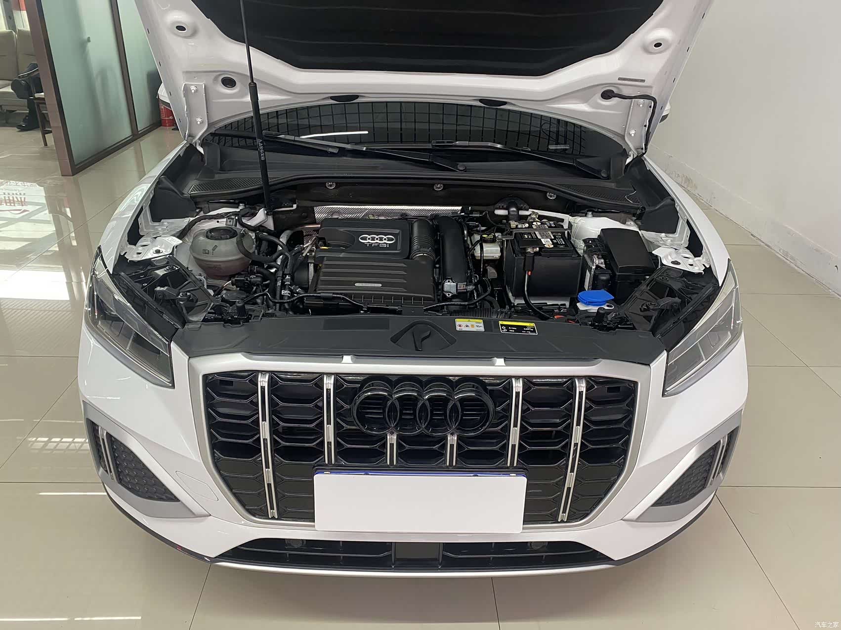 Audi Q2L, 2022 21