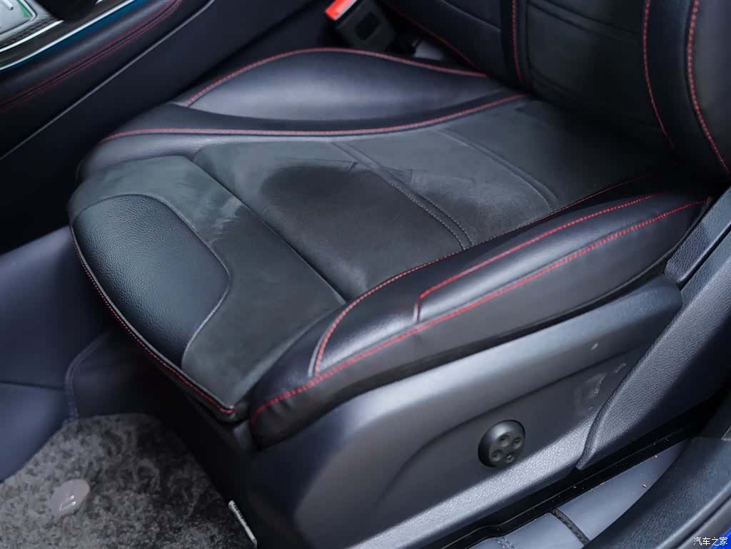 Mercedes-Benz GLC, 2019 24