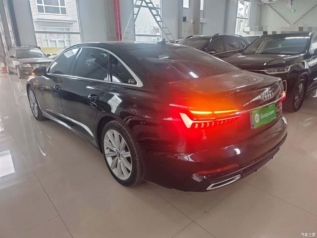 Audi A6L, 2021 все фото