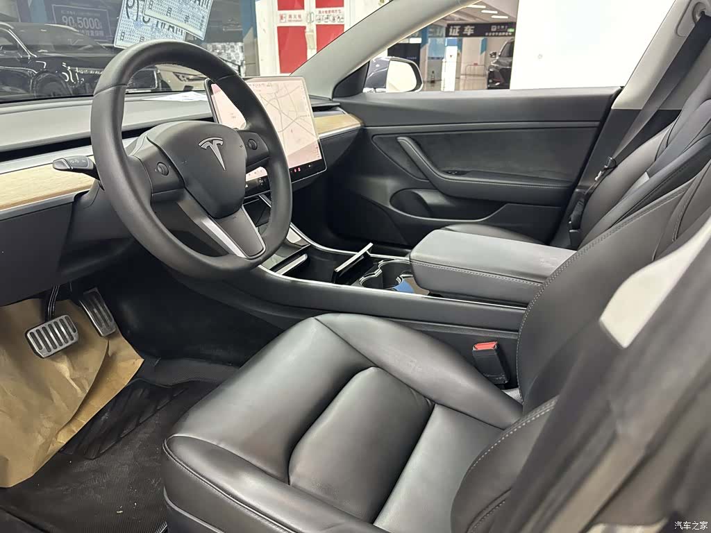Tesla Model 3, 2020 10
