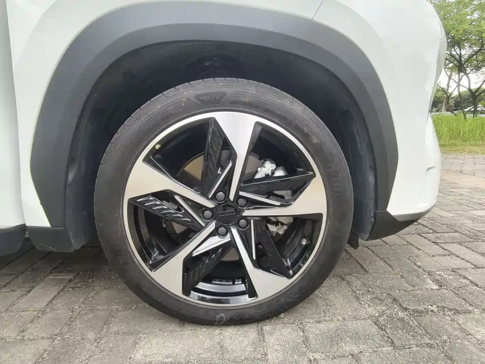 Geely Galaxy Galaxy L7