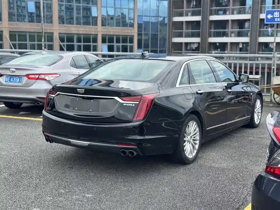 Cadillac CT6