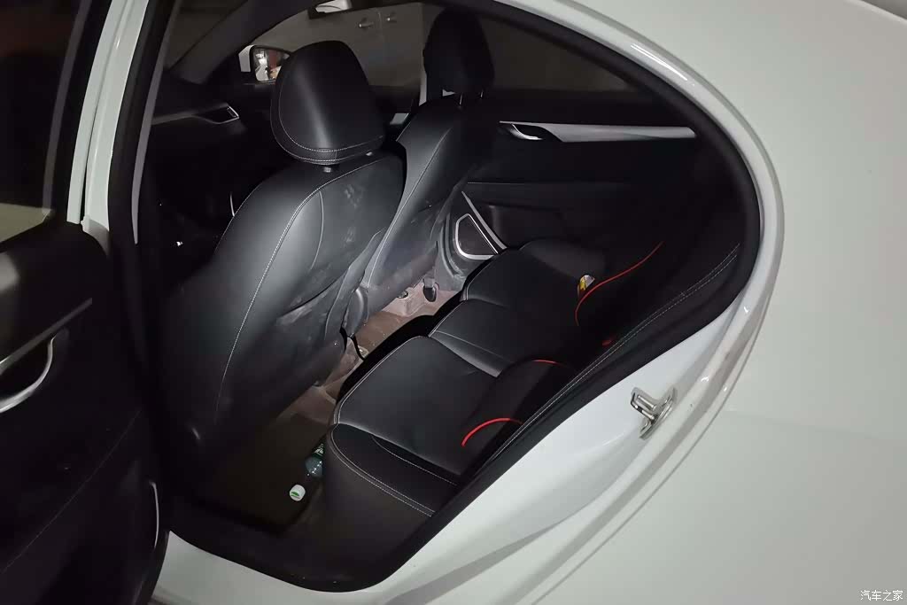 Geely Emgrand, 2020 11