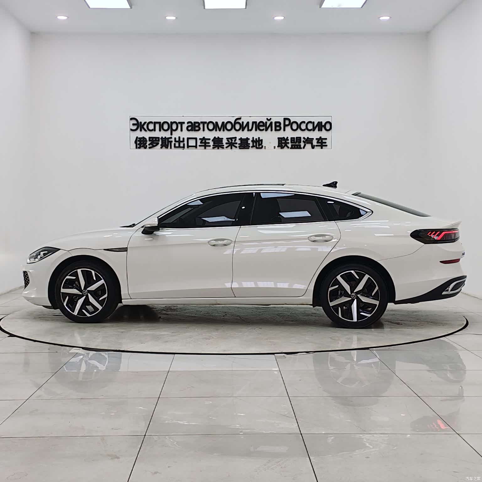 Volkswagen Lamando, 2022 все фото