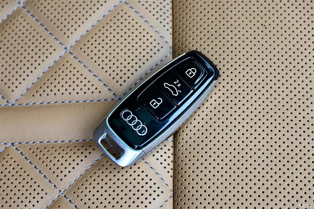 Audi A8L, 2024 41